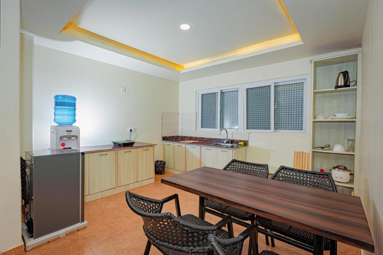 Poms Penthouse Apartment Pokhara Exterior photo