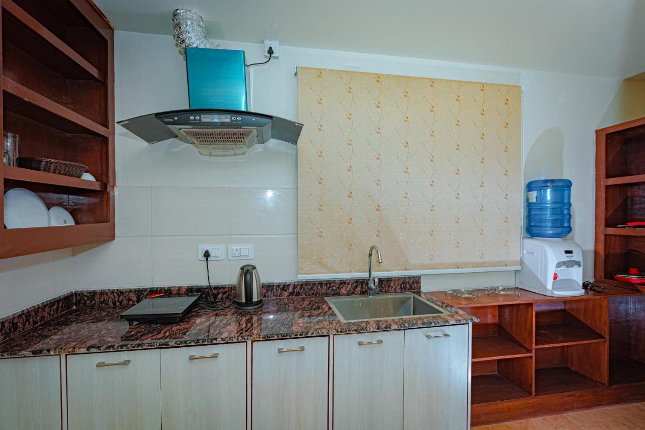 Poms Penthouse Apartment Pokhara Exterior photo