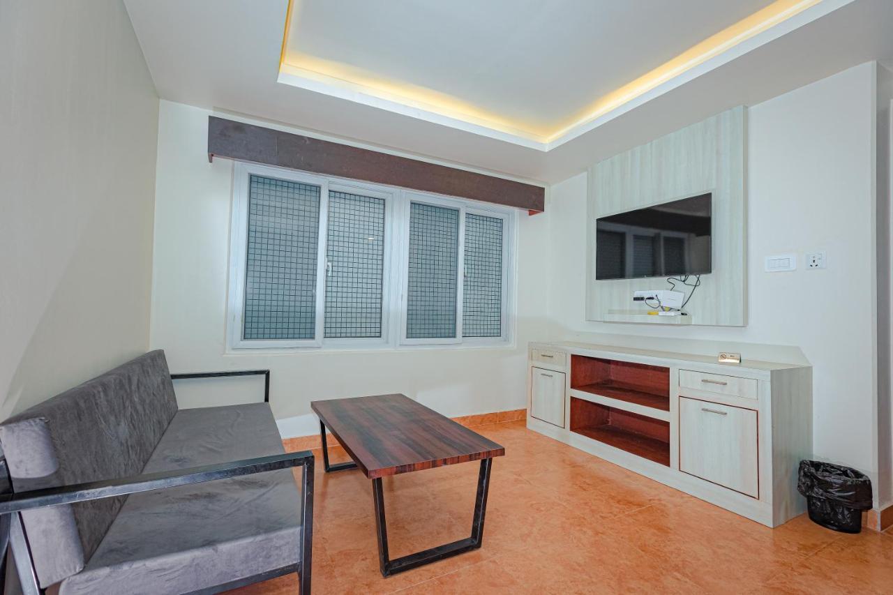 Poms Penthouse Apartment Pokhara Exterior photo